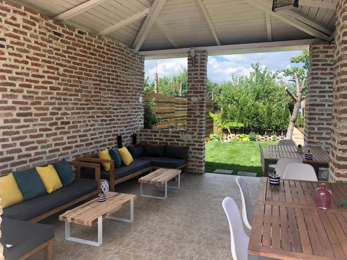 Casa Mediterana Două Mai Exteriör bild