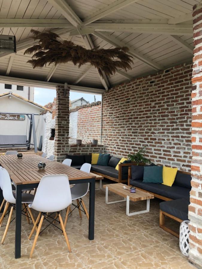 Casa Mediterana Două Mai Exteriör bild