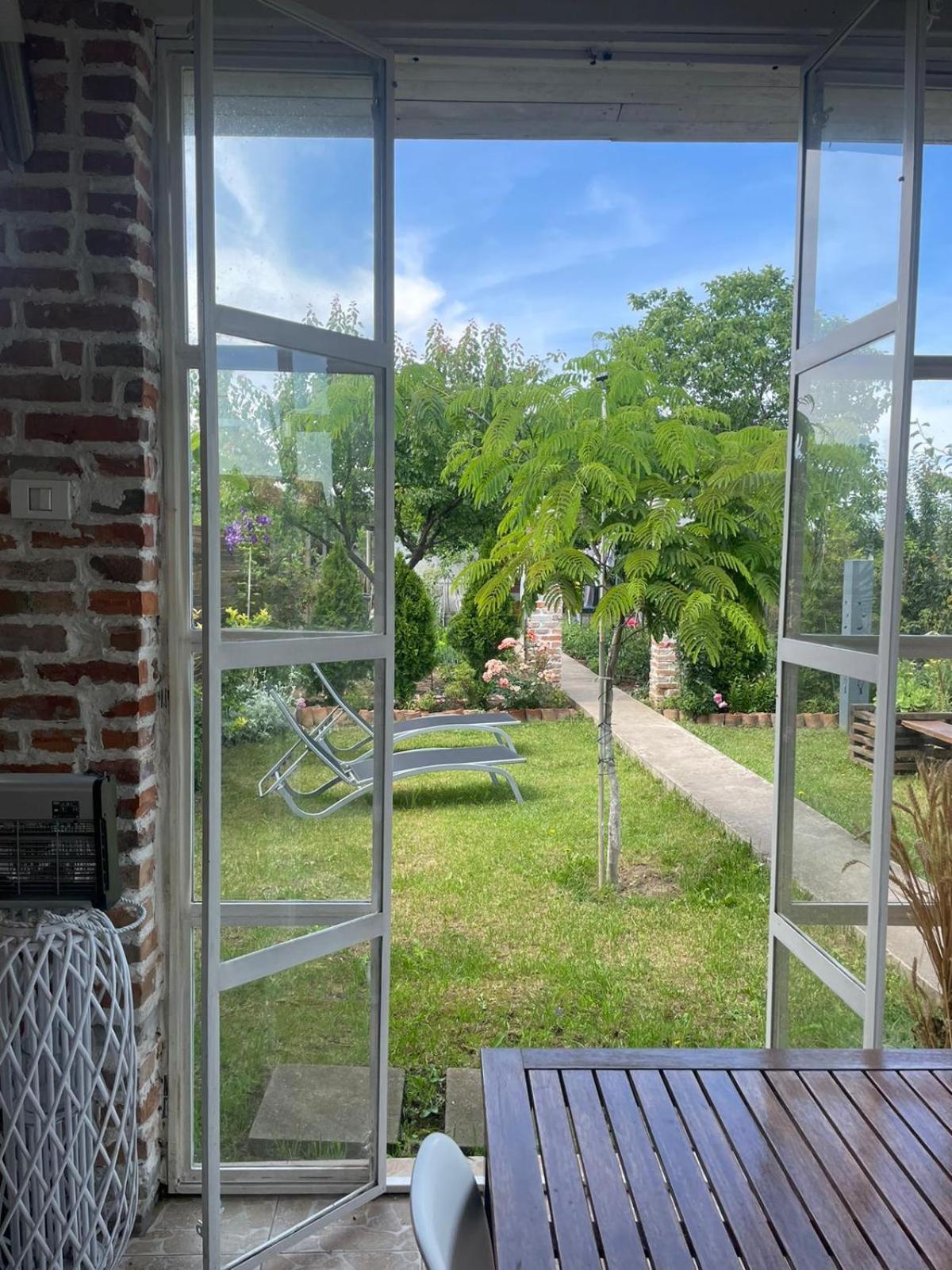 Casa Mediterana Două Mai Exteriör bild
