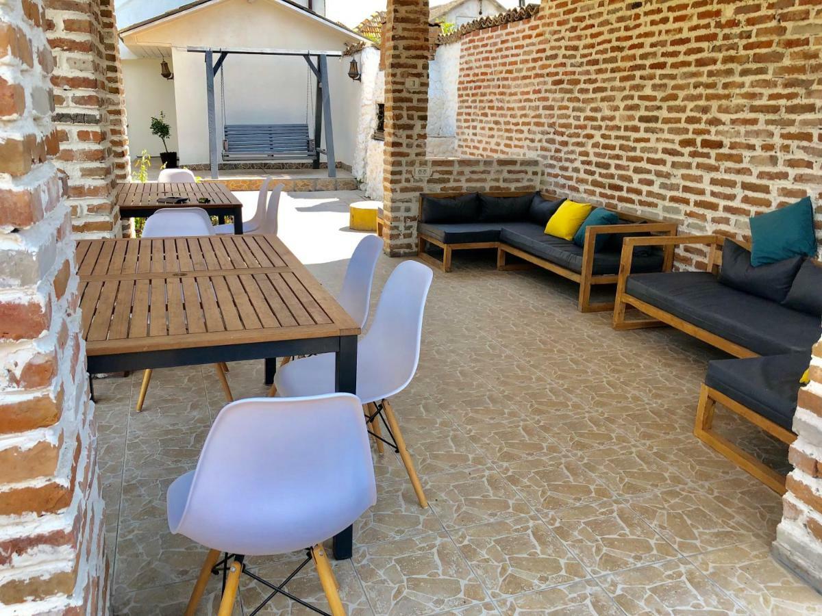 Casa Mediterana Două Mai Exteriör bild